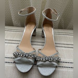 Jewel Badgley Mischka Giona Sandal Sz 9